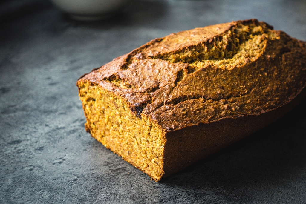 Free homemade banana bread curcuma